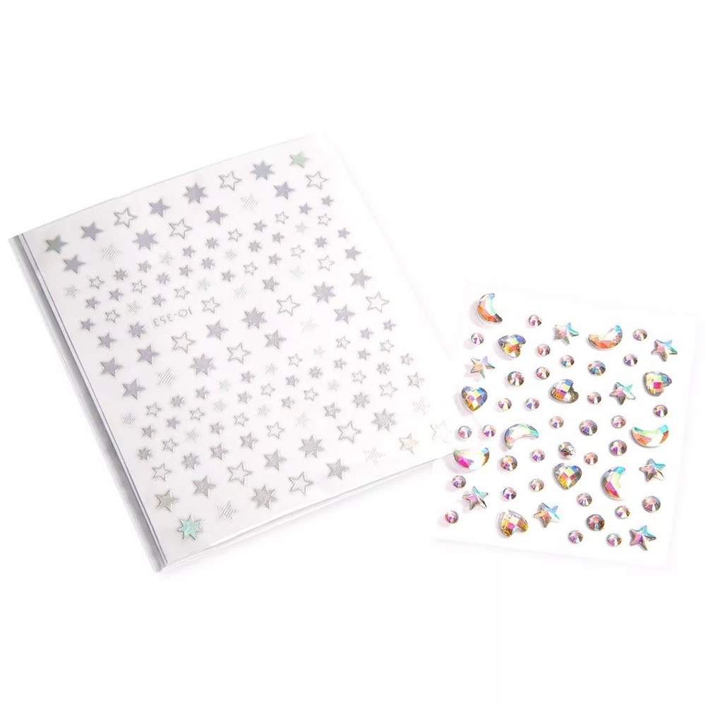 NWT Macy’s 12-Pc. Holographic Advent Calendar Twelve Days of Smiles Gift Set - Picture 7 of 14